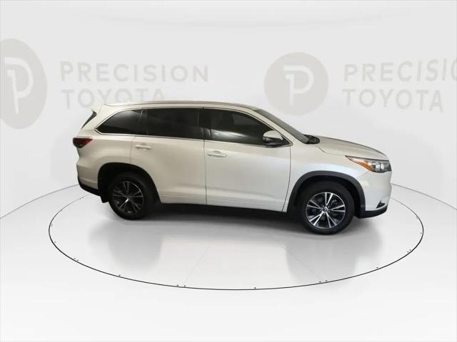 2016 Toyota Highlander XLE V6