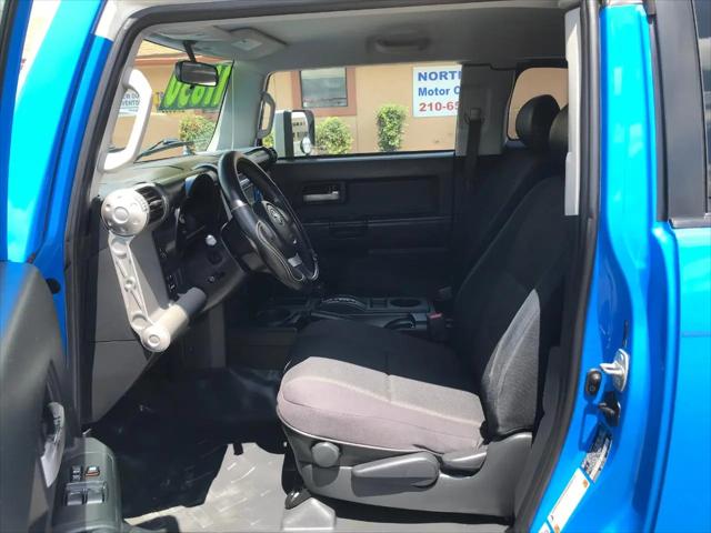 2007 Toyota FJ Cruiser 2WD 4dr Auto (Natl)