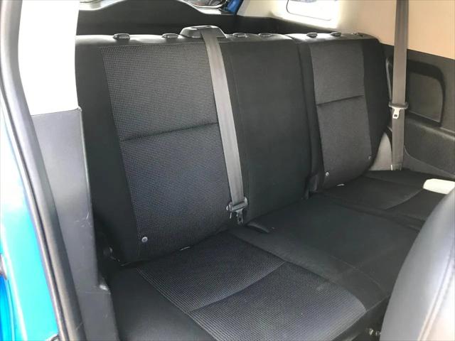 2007 Toyota FJ Cruiser 2WD 4dr Auto (Natl)