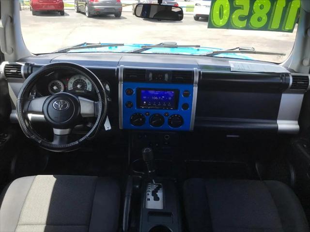 2007 Toyota FJ Cruiser 2WD 4dr Auto (Natl)