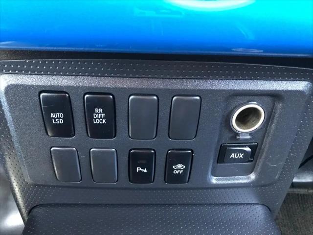 2007 Toyota FJ Cruiser 2WD 4dr Auto (Natl)