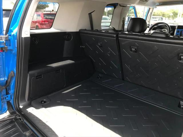 2007 Toyota FJ Cruiser 2WD 4dr Auto (Natl)