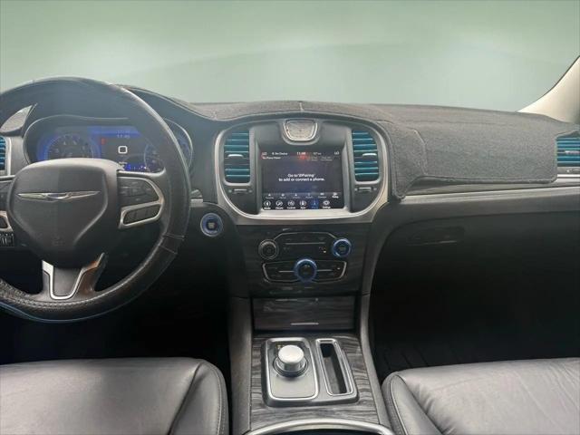 2021 Chrysler 300 Touring L