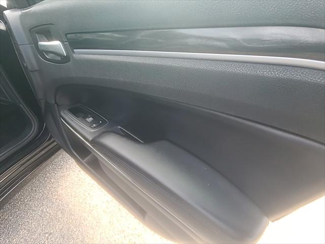 2018 Chrysler 300 Touring