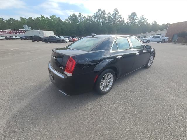 2018 Chrysler 300 Touring