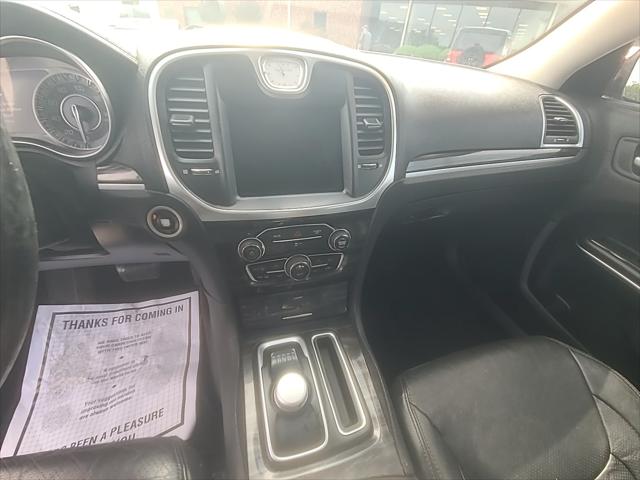 2018 Chrysler 300 Touring
