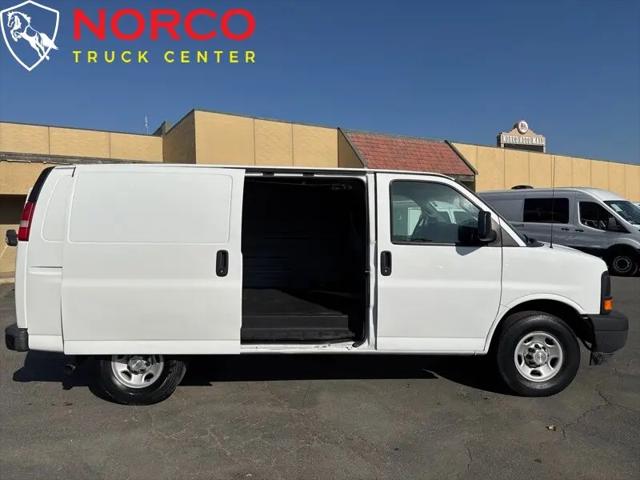 2017 Chevrolet Express Work Van