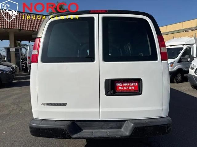 2017 Chevrolet Express Work Van