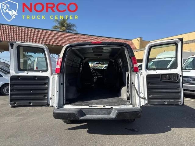 2017 Chevrolet Express Work Van
