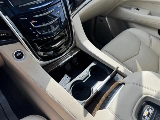 2019 Cadillac Escalade ESV Luxury