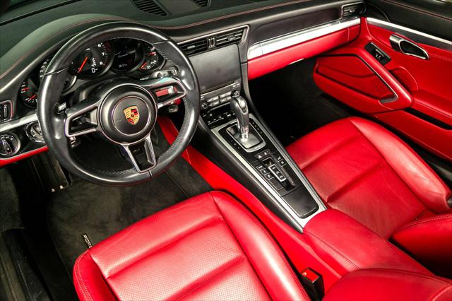 2017 Porsche 911 Carrera