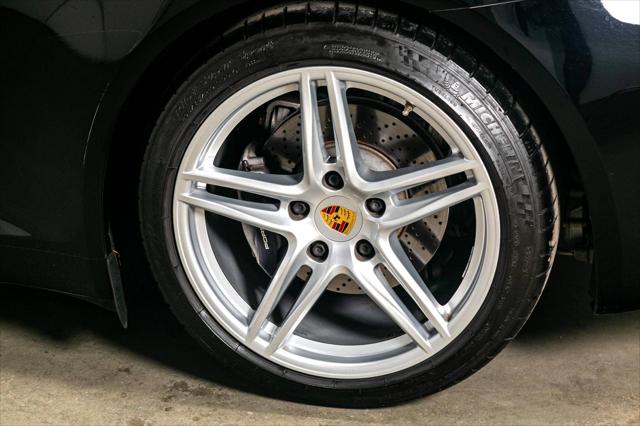 2017 Porsche 911 Carrera
