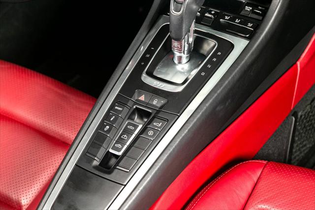 2017 Porsche 911 Carrera