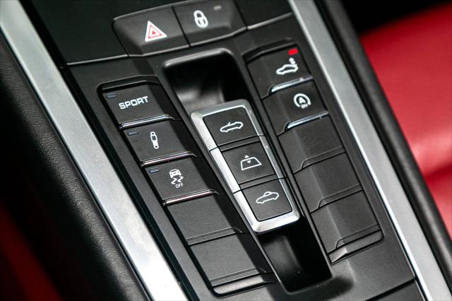 2017 Porsche 911 Carrera