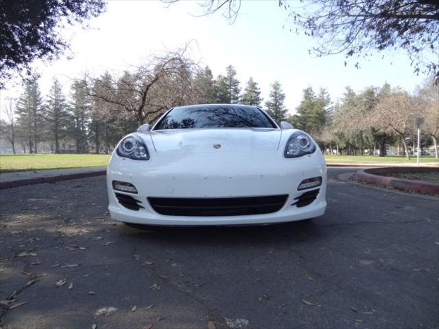 2011 Porsche Panamera 4