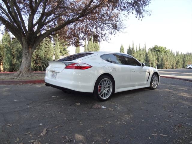 2011 Porsche Panamera 4