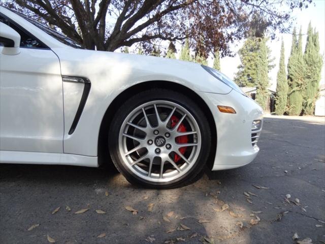 2011 Porsche Panamera 4