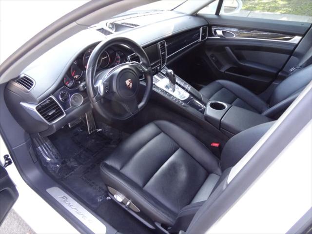 2011 Porsche Panamera 4