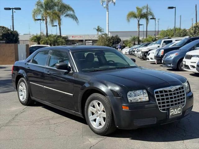 2007 Chrysler 300 4dr Sdn 300 RWD