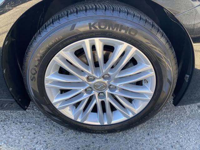 2013 Lexus ES 350 4dr Sdn