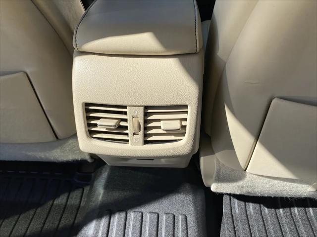 2013 Lexus ES 350 4dr Sdn