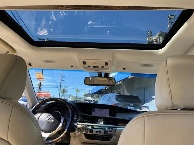 2013 Lexus ES 350 4dr Sdn