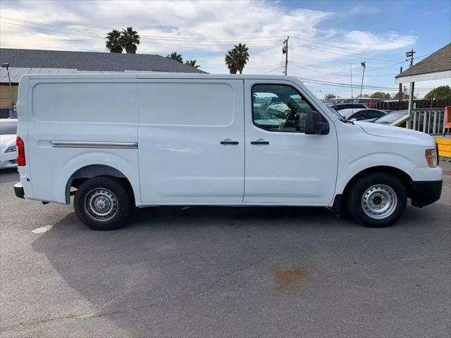 2016 Nissan 1500 S V6