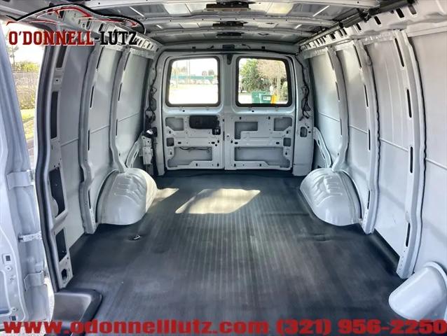 2021 Chevrolet Express Cargo Van RWD 2500 Extended Wheelbase WT