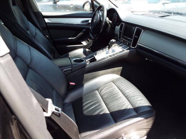 2010 Porsche Panamera 4S