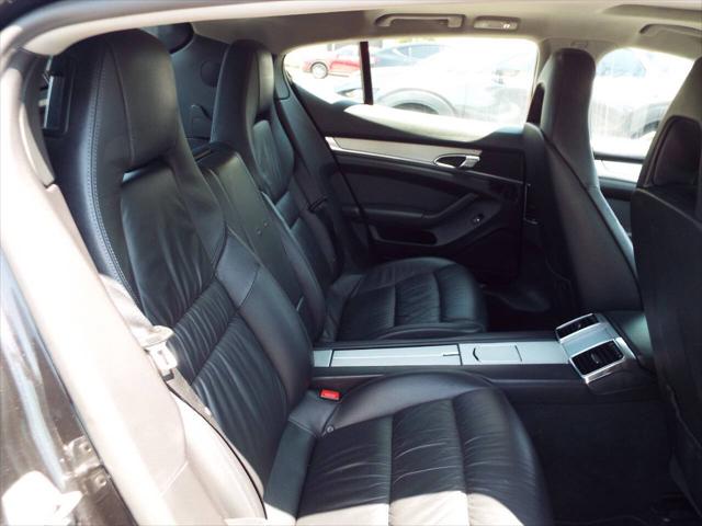 2010 Porsche Panamera 4S
