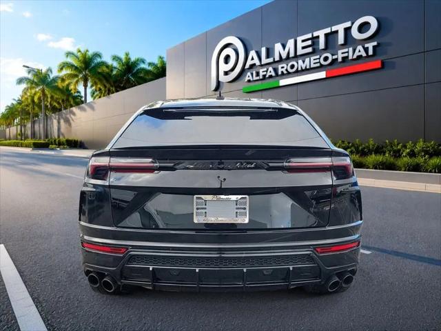 2019 Lamborghini Urus AWD