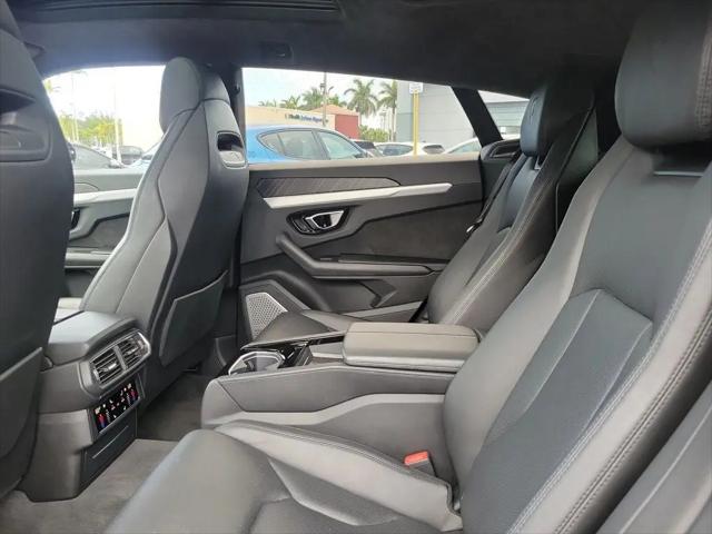 2019 Lamborghini Urus AWD