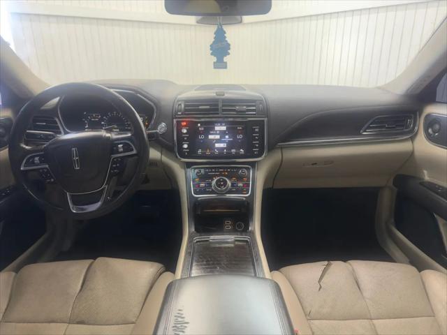 2017 Lincoln Continental Select