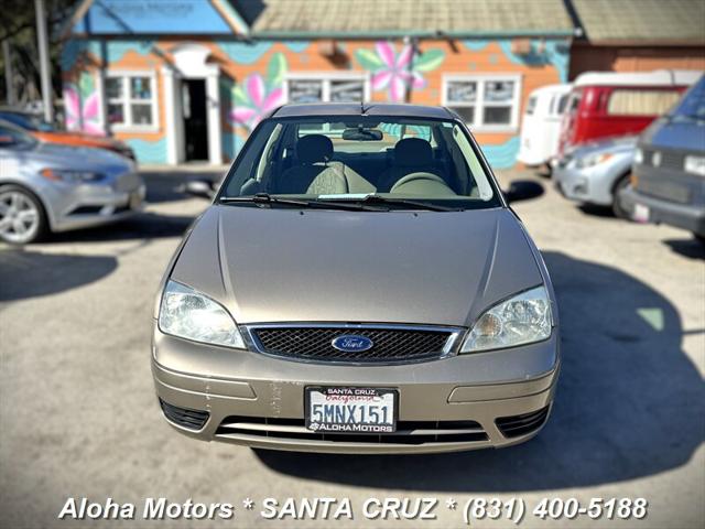 2005 Ford Focus ZX4