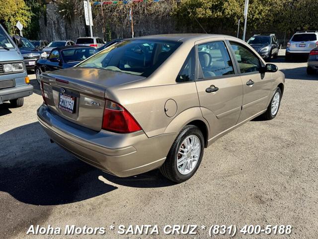 2005 Ford Focus ZX4