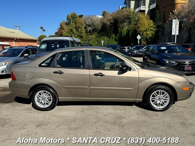 2005 Ford Focus ZX4