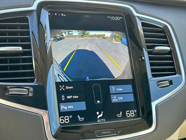 2022 Volvo XC90 T6 Momentum 7 Passenger