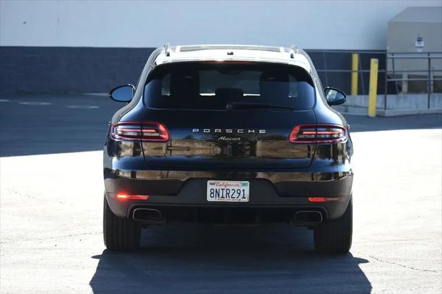 2018 Porsche Macan Standard