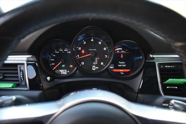 2018 Porsche Macan Standard