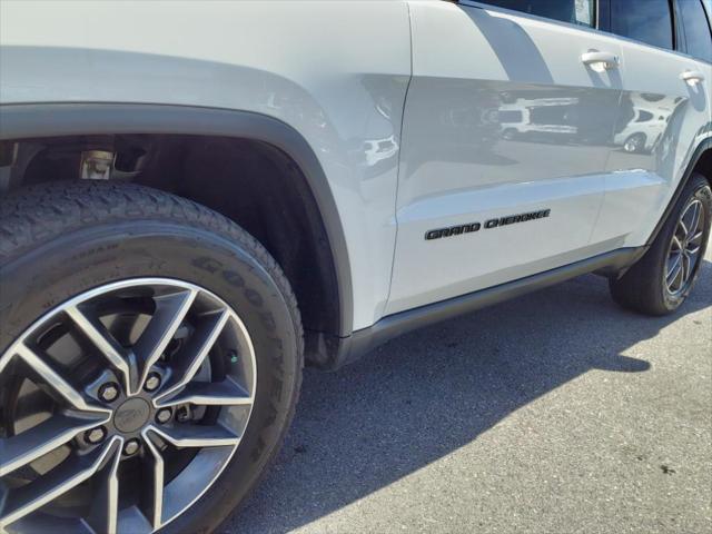 2020 Jeep Grand Cherokee Laredo E 4x4