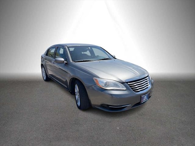 2013 Chrysler 200 Touring