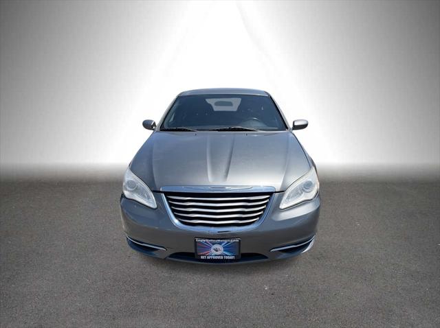 2013 Chrysler 200 Touring