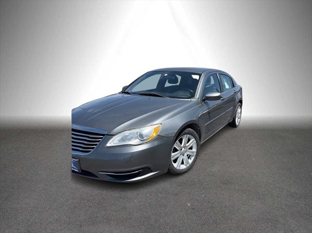 2013 Chrysler 200 Touring