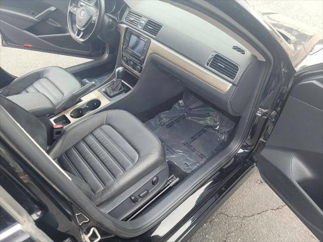 2016 Volkswagen Passat 1.8T SEL