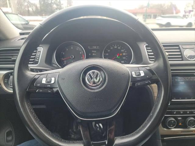 2016 Volkswagen Passat 1.8T SEL