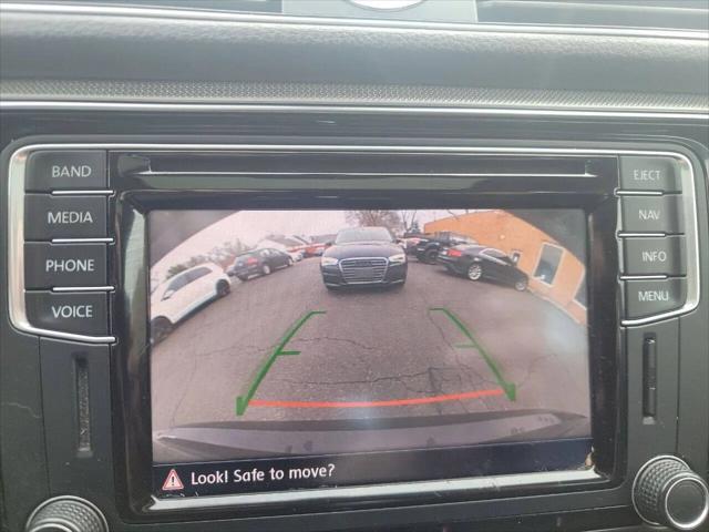 2016 Volkswagen Passat 1.8T SEL
