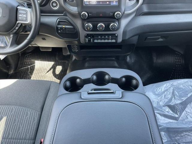 2022 Ram 3500 Tradesman/SLT/Laramie/Limited