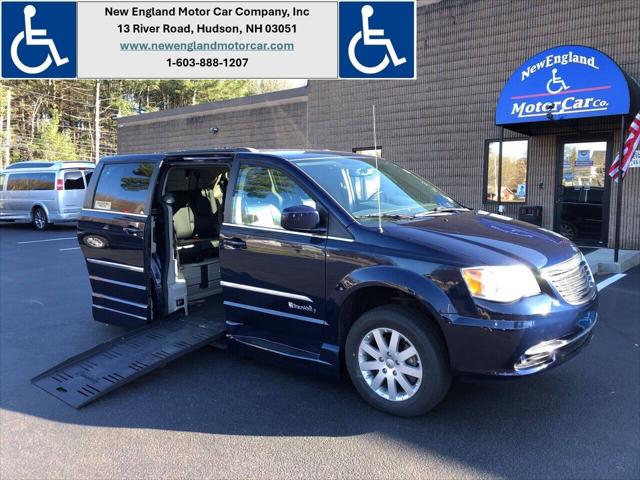 2014 Chrysler Town & Country Touring for sale in Hudson, NH