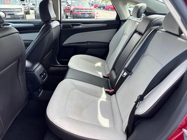 2020 Ford Fusion SE