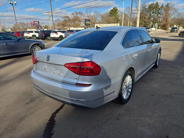 2016 Volkswagen Passat 1.8T SE